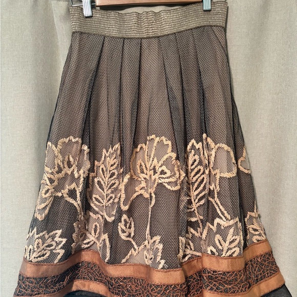 Per Se Black and Tan Floral A-Line Skirt
